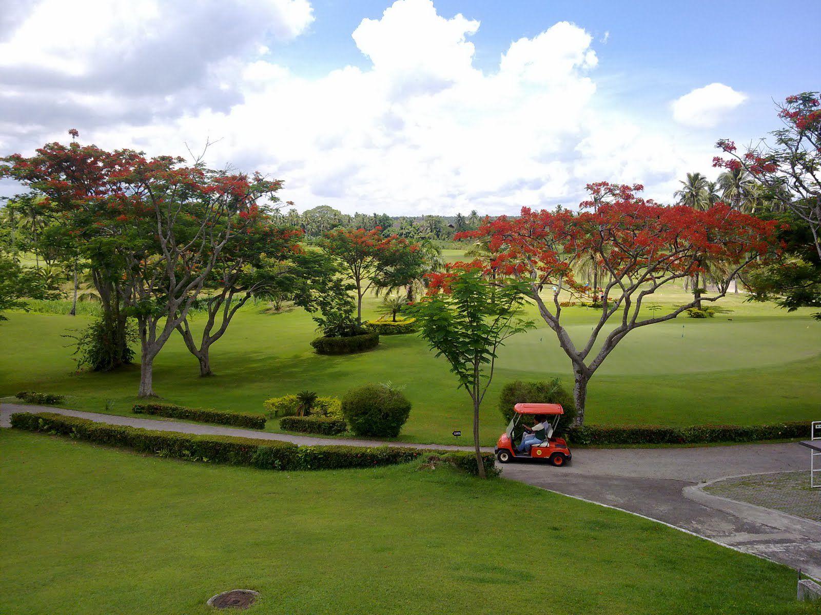 Haciendas De Naga Golf Course editorial view 2
